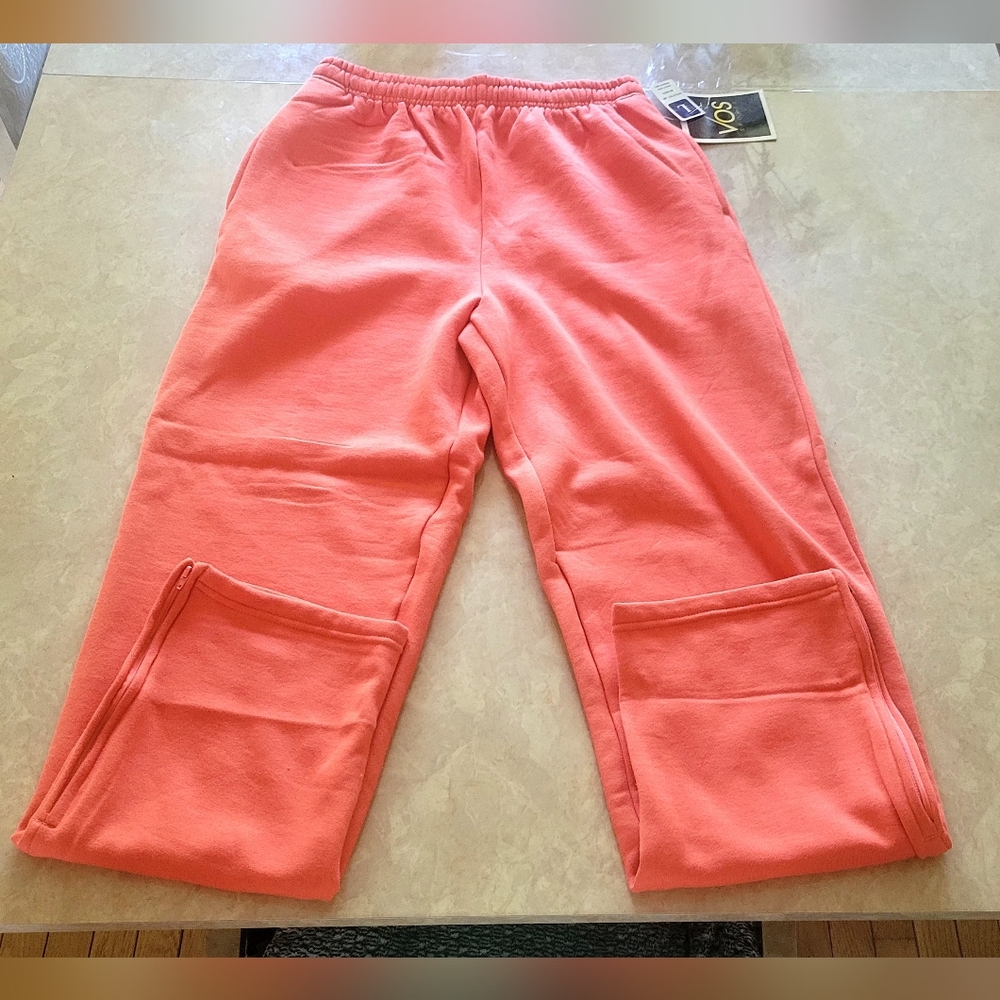 VOS Sports Coral Sweatpants | Size L